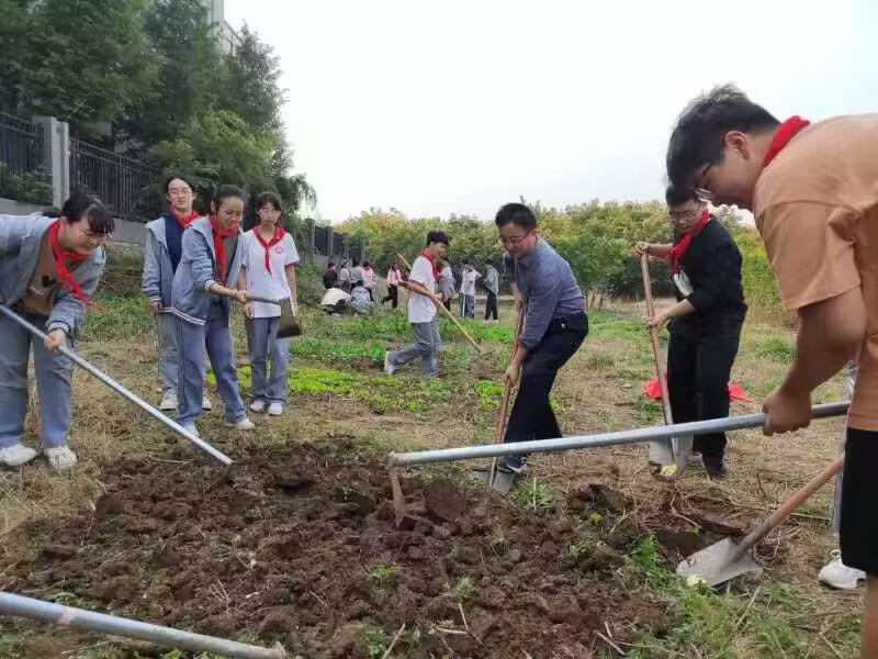 以劳树德  以劳育美(1)_html_m721c5c82.jpg