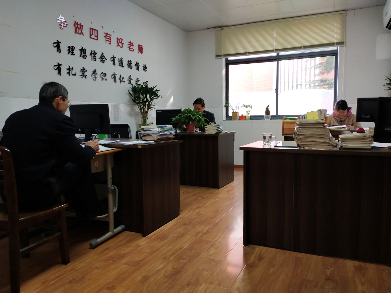 精细管理打造优美校园_html_m3f9f7bda.jpg