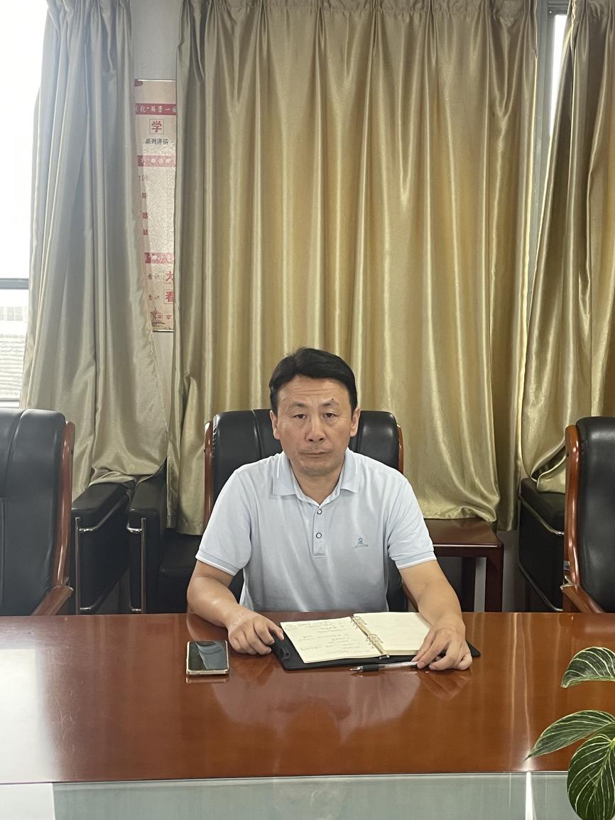 9.24 9月德育会议_html_4536cf53.jpg