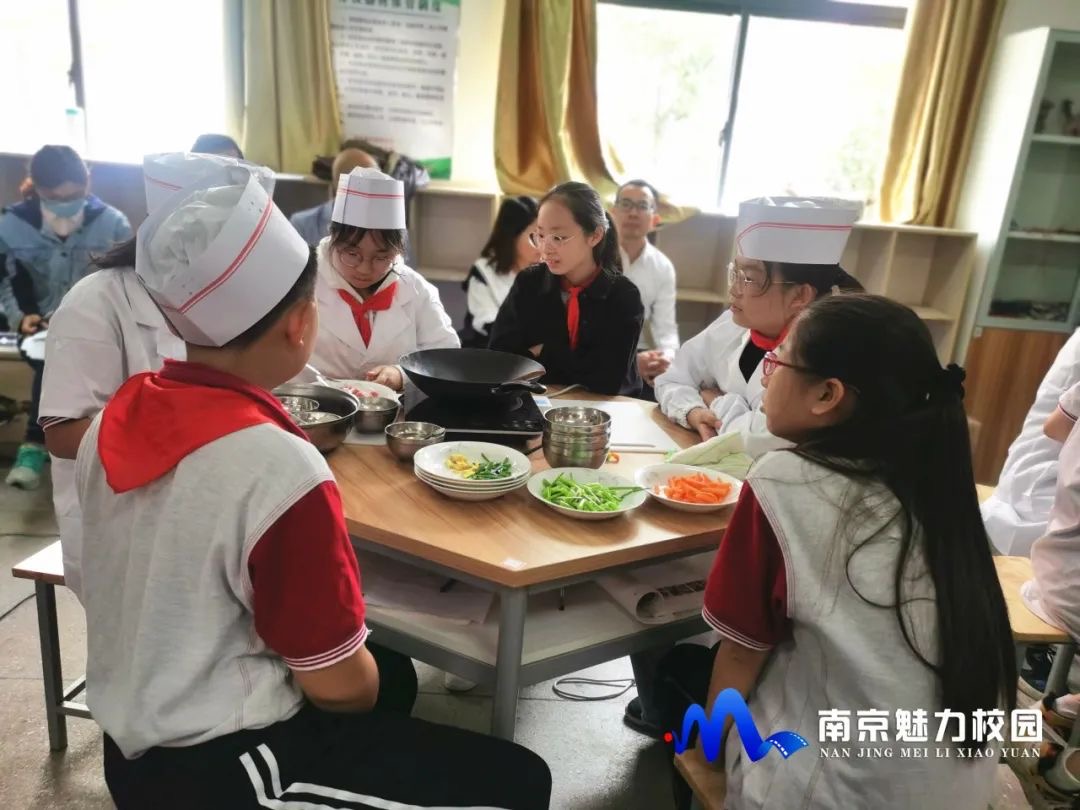 【尊荣营中】南京市初中劳动与技术教学研讨在营防中学顺利举行