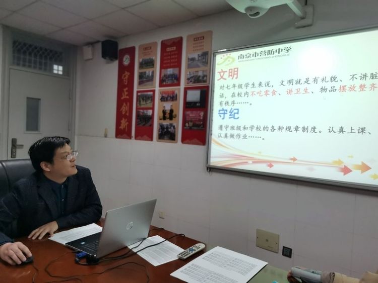 新建 Microsoft Word 文档 (2)_html_mee2f9a3.jpg