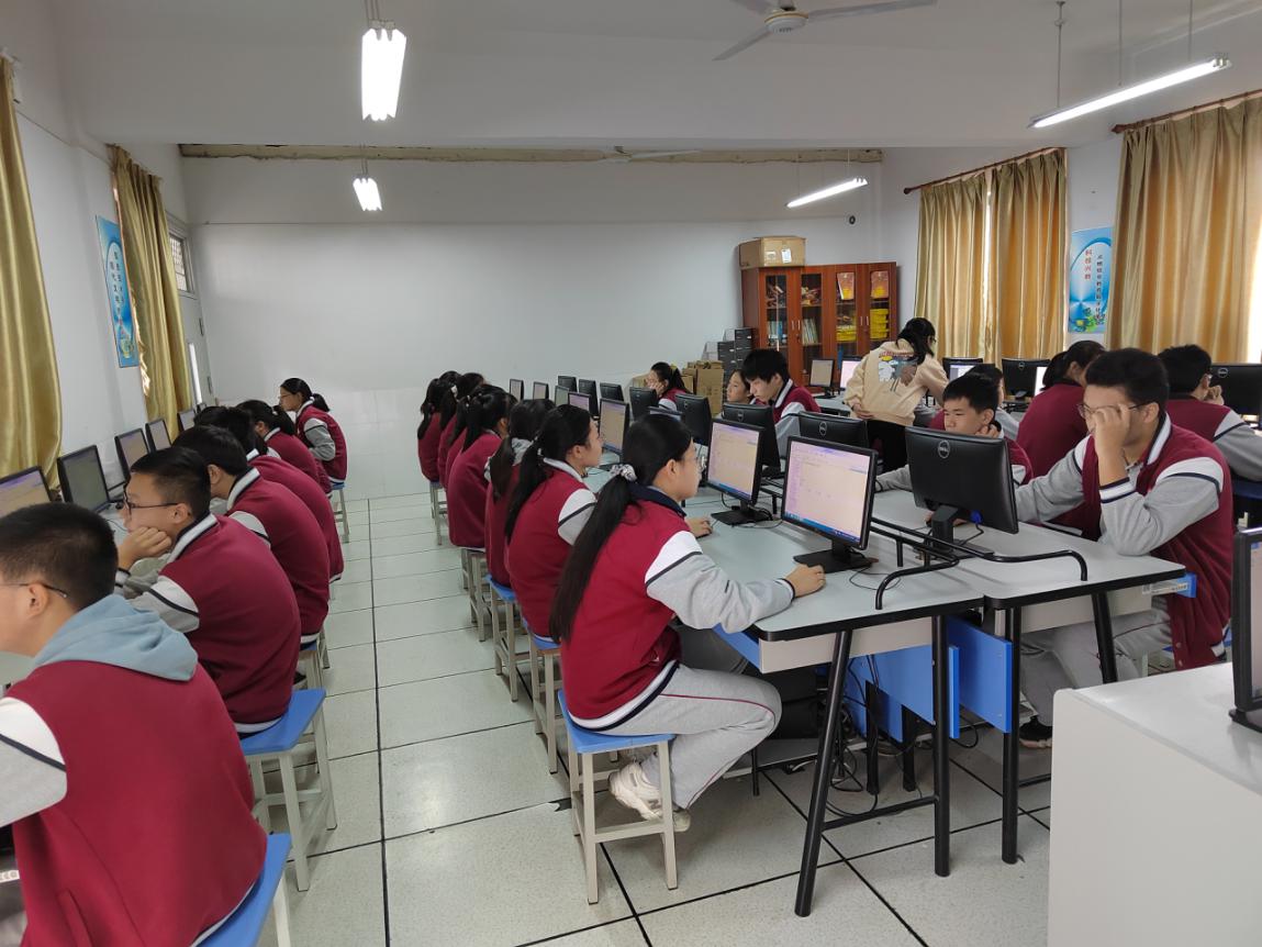 关注学生心理，为健康成长保驾护航_html_m5bb302b8.jpg