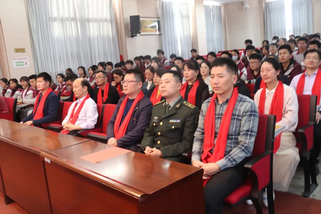 【尊荣营中】100天，你可以丨南京市营防中学举办2023届百日誓师大会