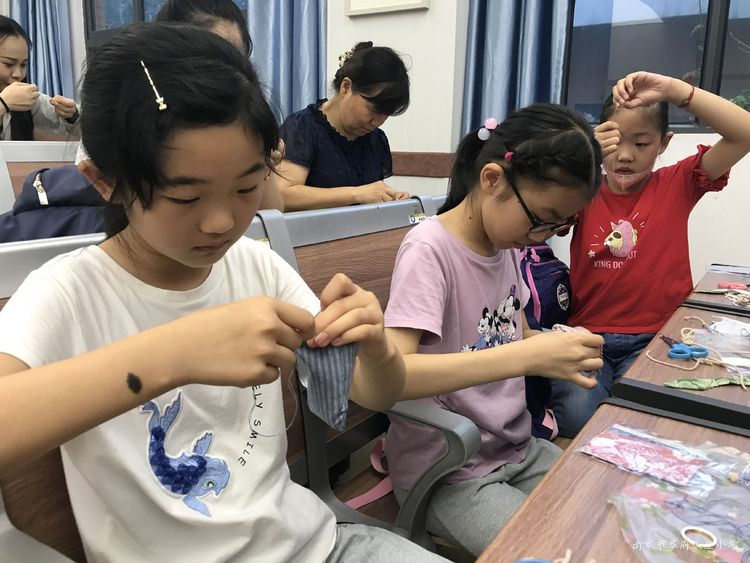 学生制作2.jpg
