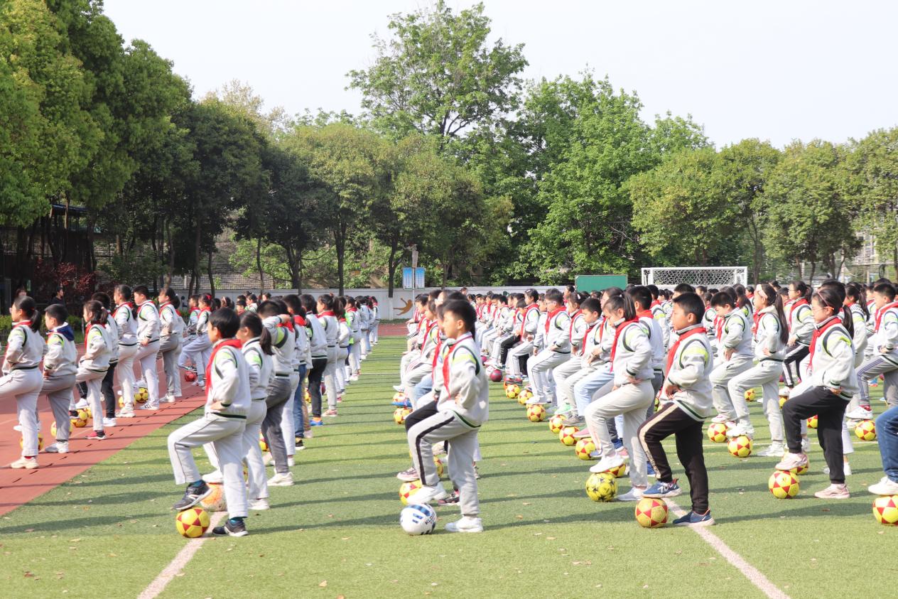 阳光体育 向阳生长——215专项行动  幕小已行动_html_m78ad6f09.jpg