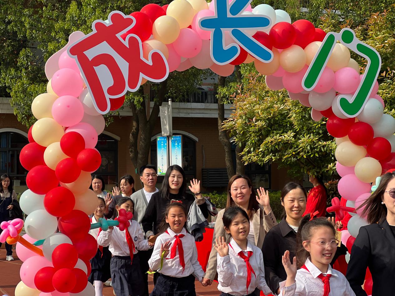 成长礼新闻稿_html_m3fdc0037.jpg