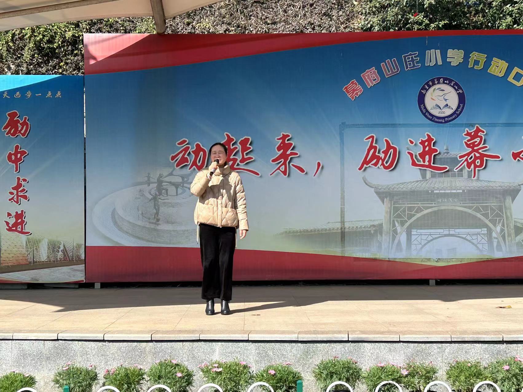 新闻稿(1)_html_59db6cde.jpg