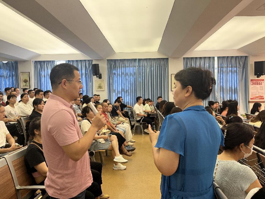入学仪式新闻稿的副本_html_7779ef08.jpg