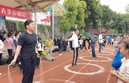 幕府山庄小学“阳光运动 快乐成长”春季运动会(2)(1)_html_m70ff1b26.png
