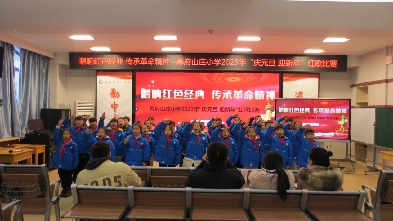 唱响红色经典 传承革命精神 红歌报道_html_21dfc90d.jpg