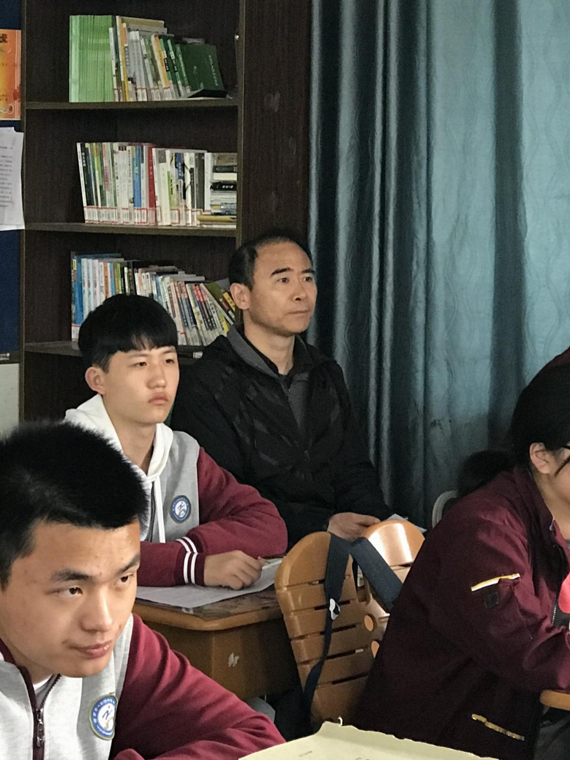 以研促学2_html_2c75fd34.jpg