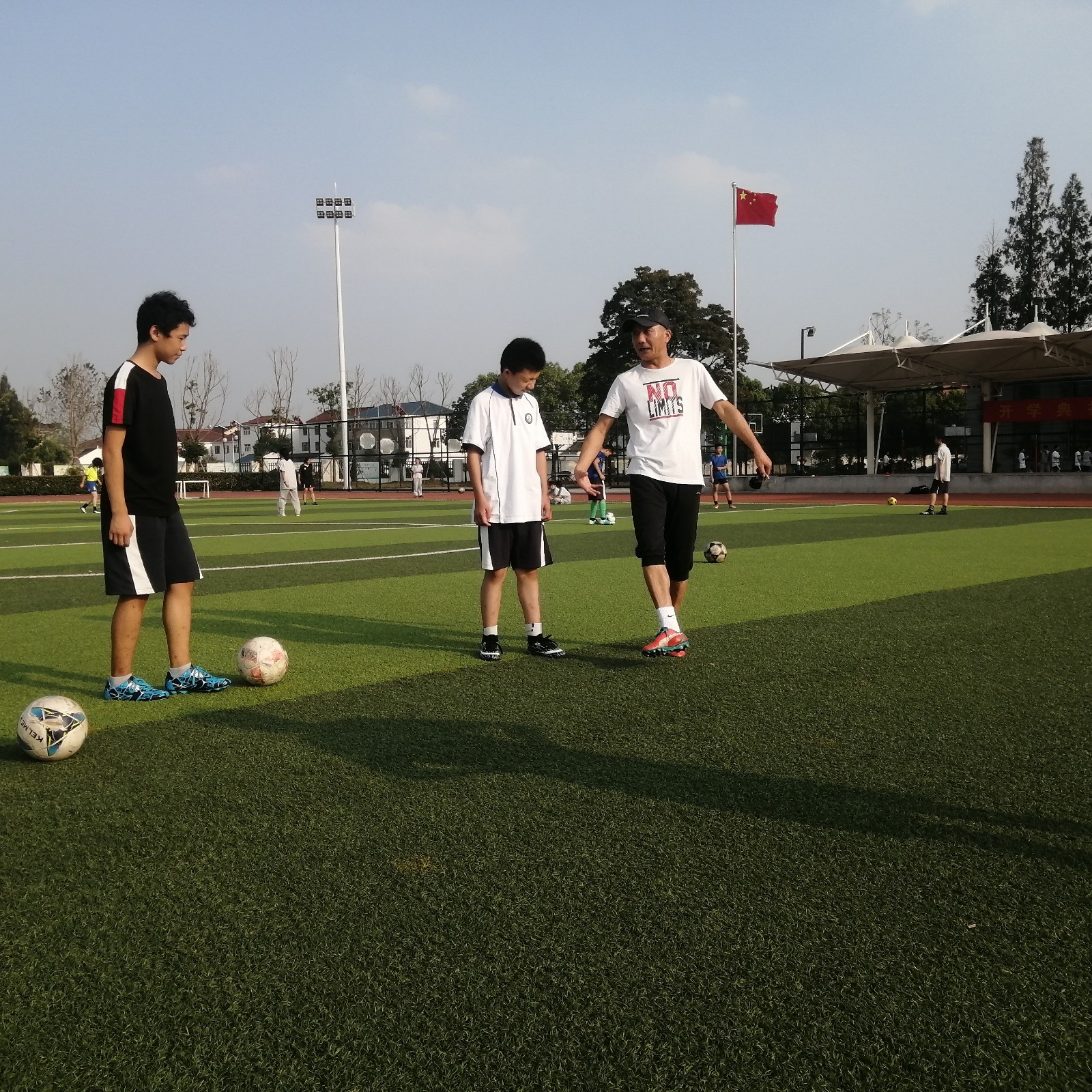 7a0125aa6580a8c5abcec539c3b8267.jpg