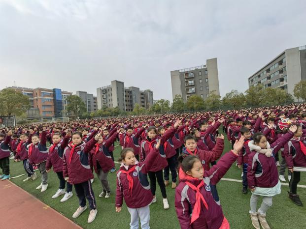 “虎”力全开，一起向未来_html_7a73b151.jpg
