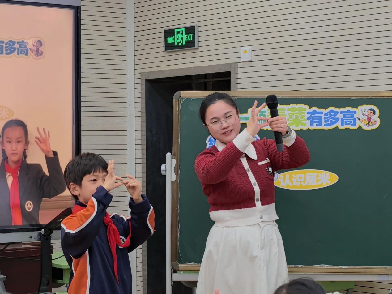 11.20新闻稿图文_html_349d5455.jpg