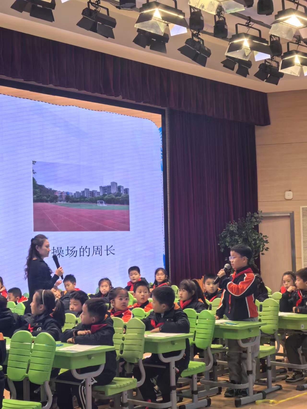 综合实践展风采，凝智研讨共成长_html_5770c47.jpg