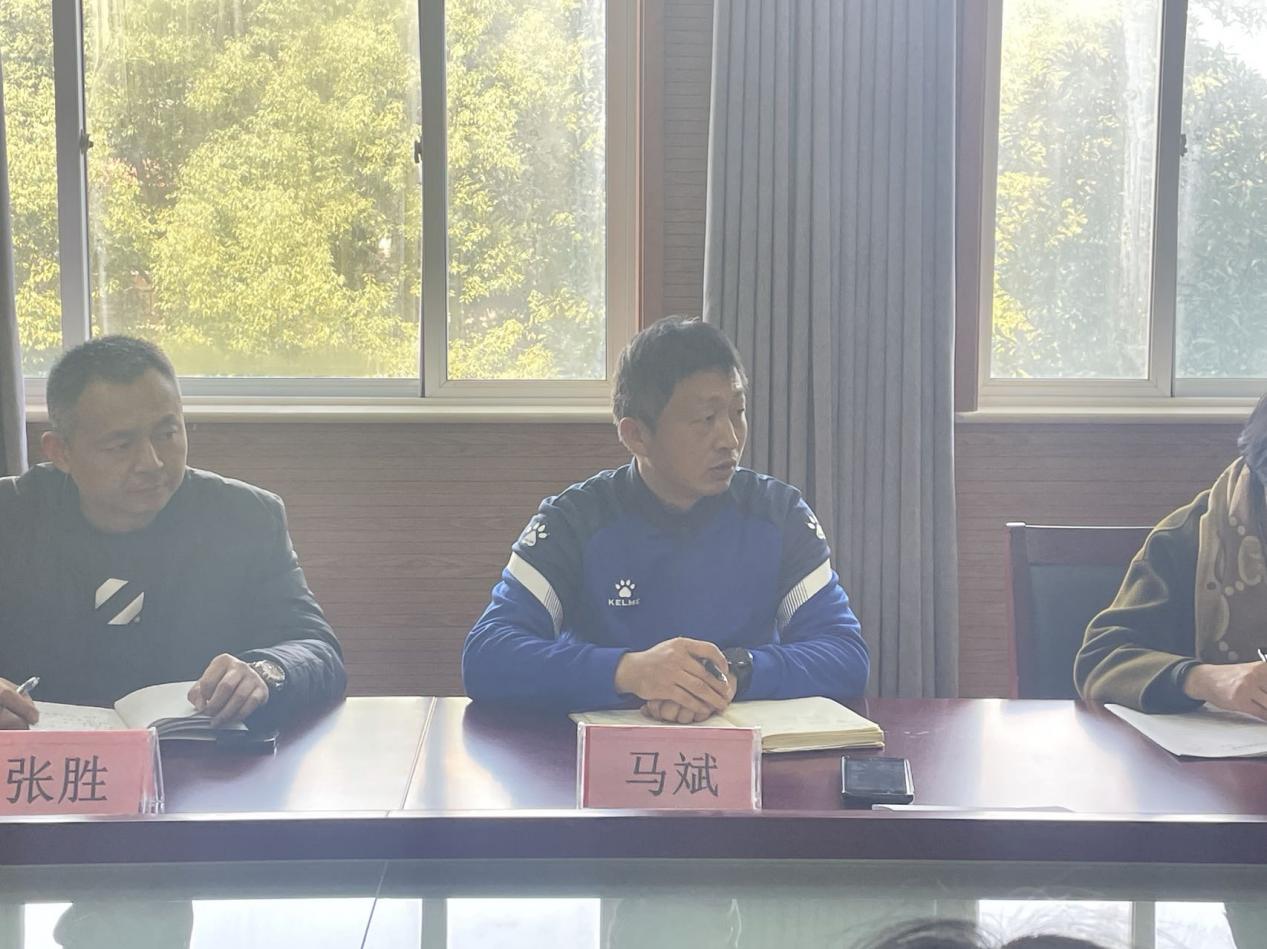 【尚真华电】弘扬雷锋精神，争做五真少年——2021-2022第二学期第二次班主任沙龙_html_361213b3.jpg