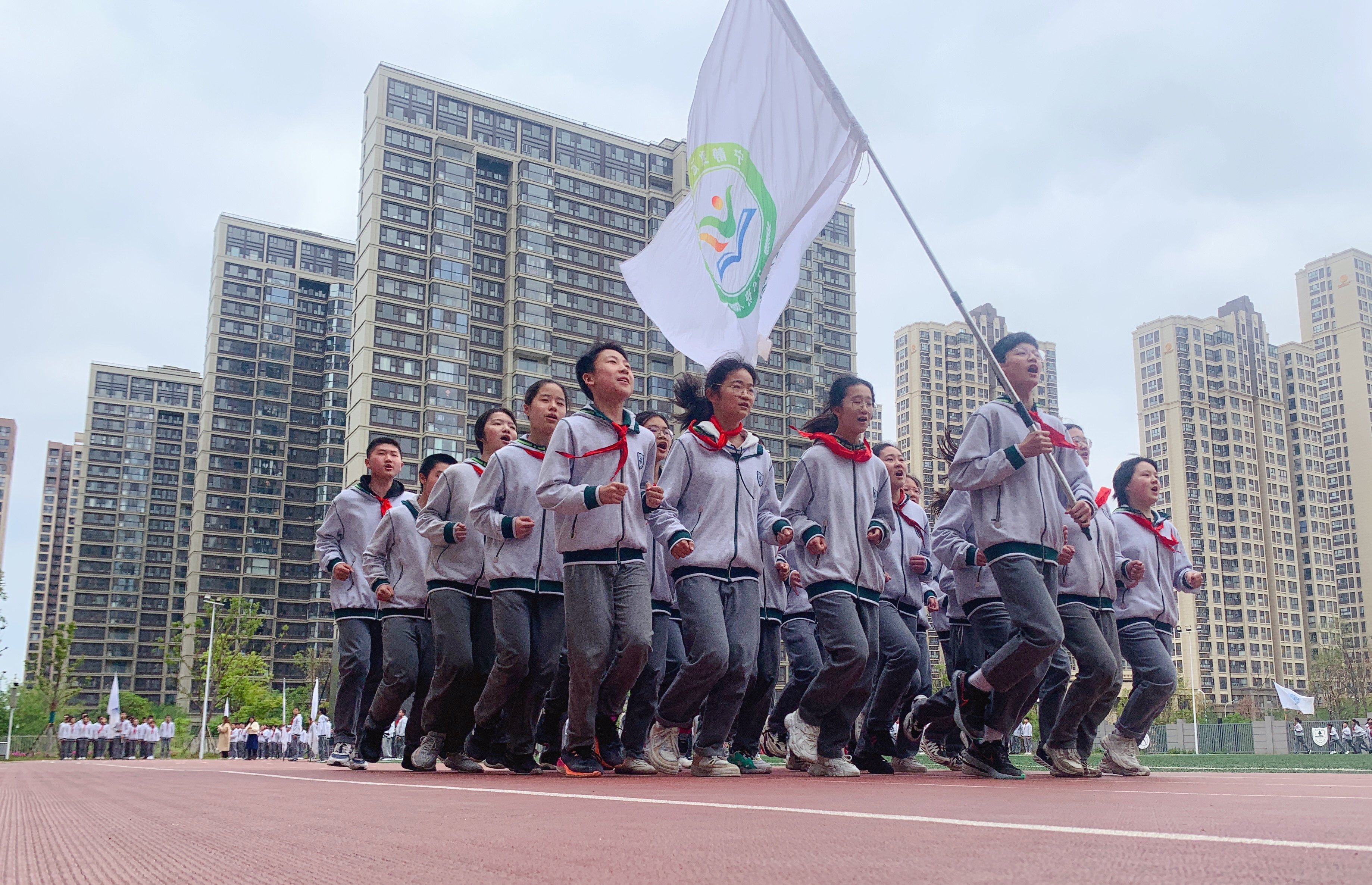 新闻稿_html_4d8297e.jpg