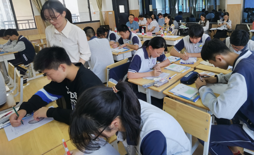 2023年10月 周霞_html_8e9854e.png