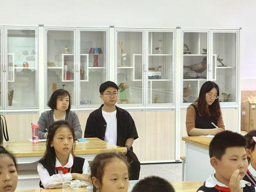 劳动听课.jpg