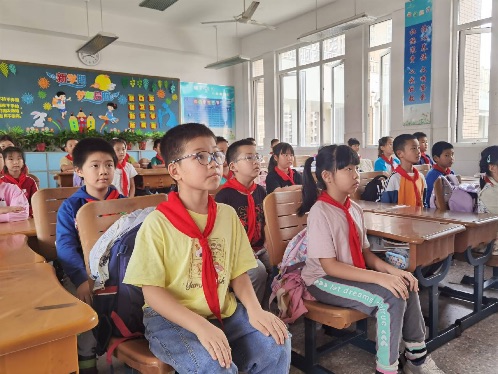 【花港一小】好习惯，成就你我 花港一小第三周主题班会