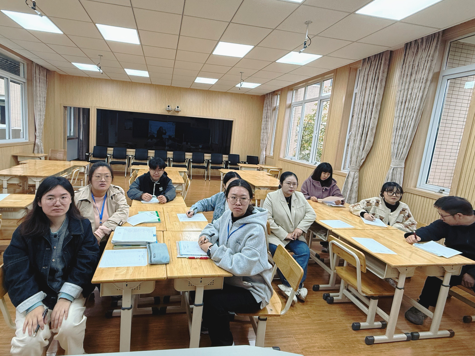 数学2.jpg 数学2.jpg