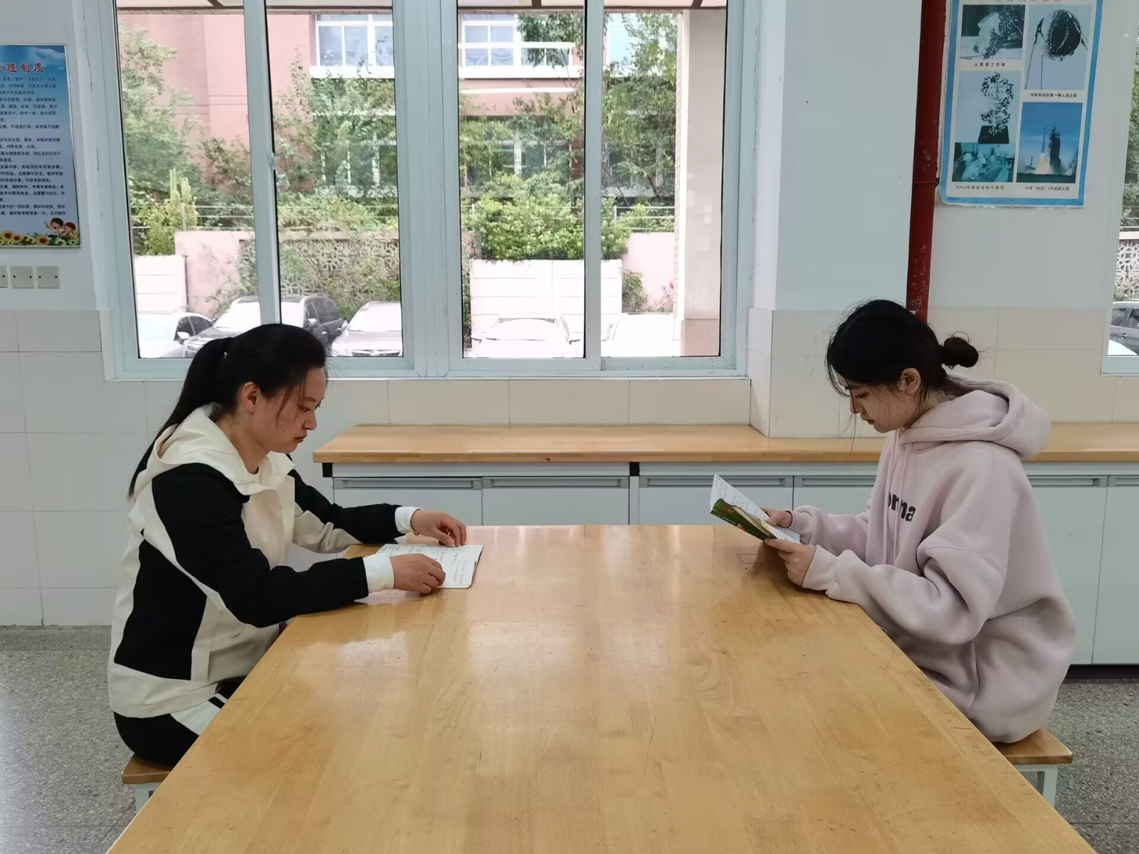 科学.jpg 科学.jpg