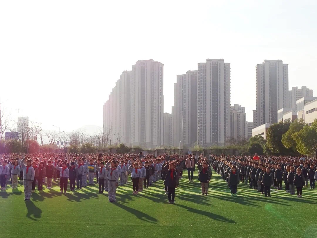 【花港一小】新的篇章 心的开始   花港一小2020-2021学年第二学期开学典礼