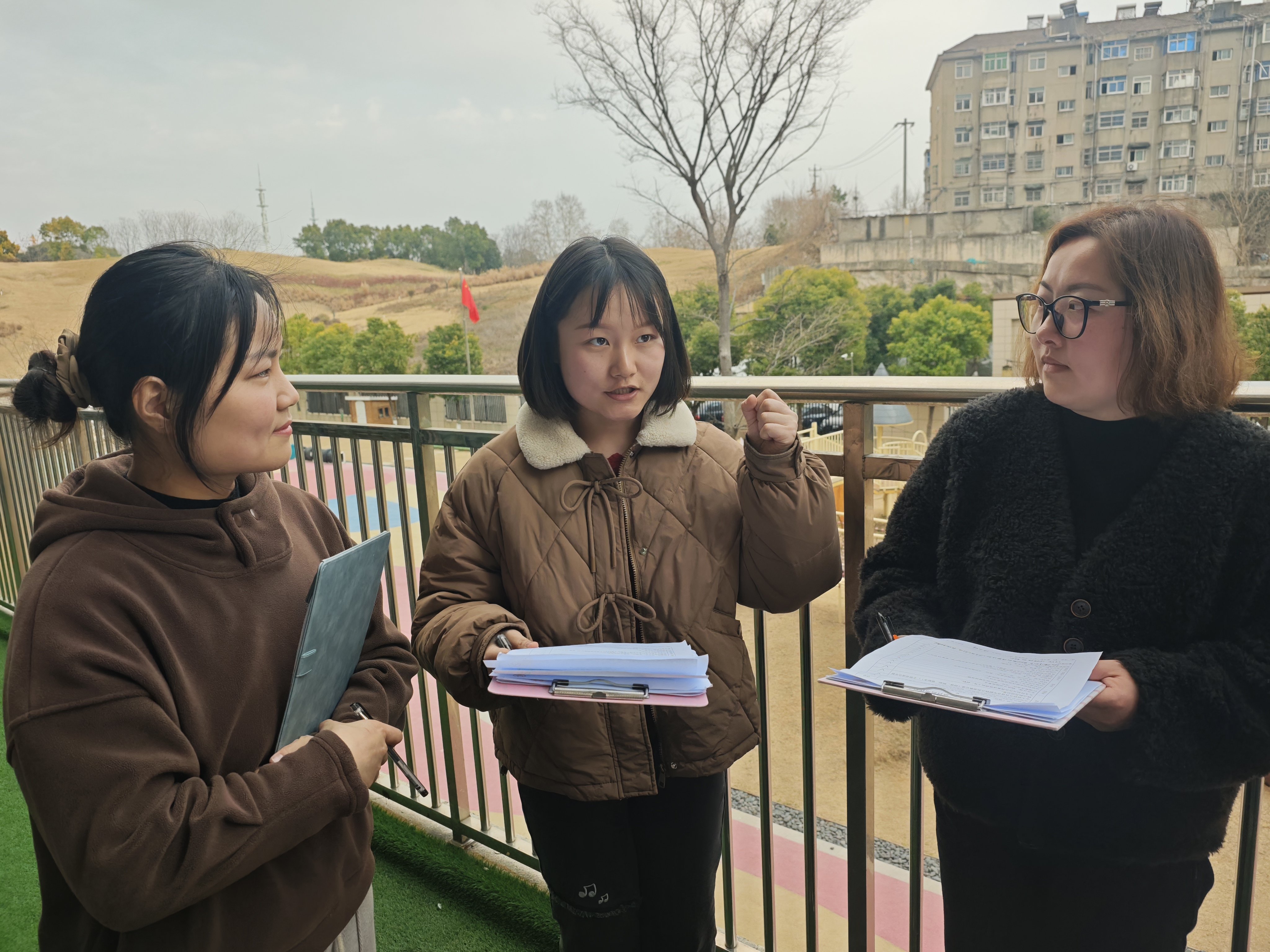 自然角观摩_html_6f88579.jpg