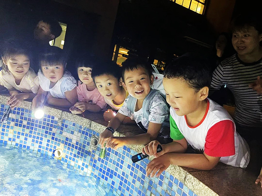 夜探幼儿园7.jpg
