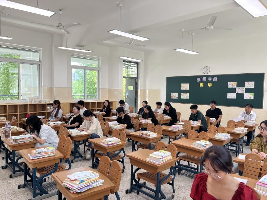备课组会议_html_m6c3dcd4d.jpg