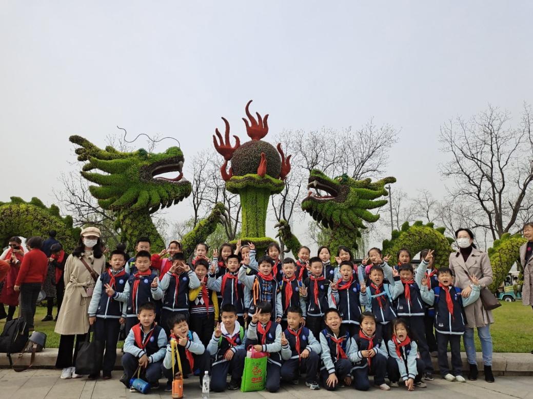【正学丁三】与春天相约 和快乐同行_html_m78d59ce8.jpg