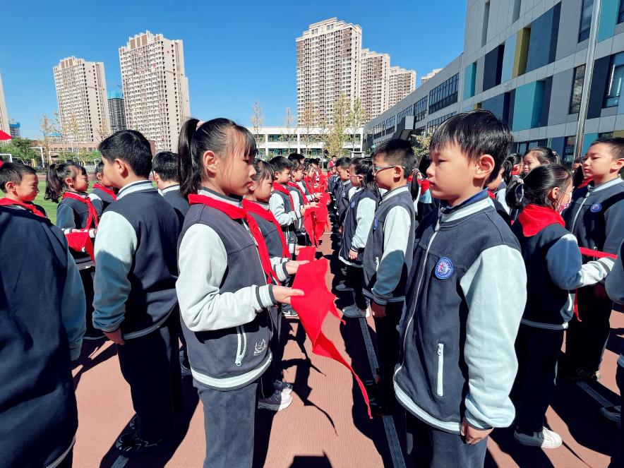 【正学丁三】锤炼高尚品格 争做优秀队员_html_5b24cd95.jpg