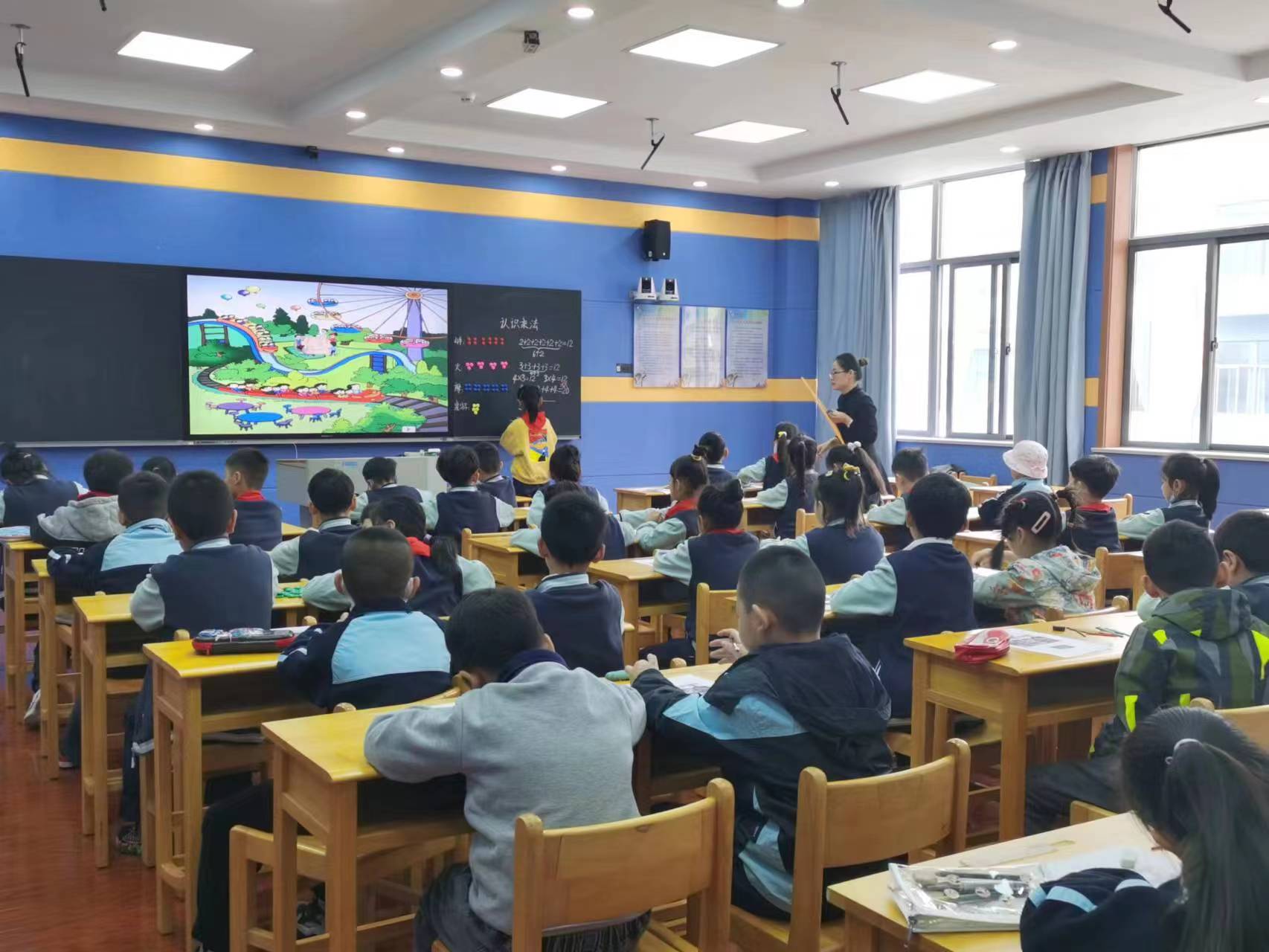 数学校本教研报道终稿10.10(1)(1)_html_m69c45535.jpg