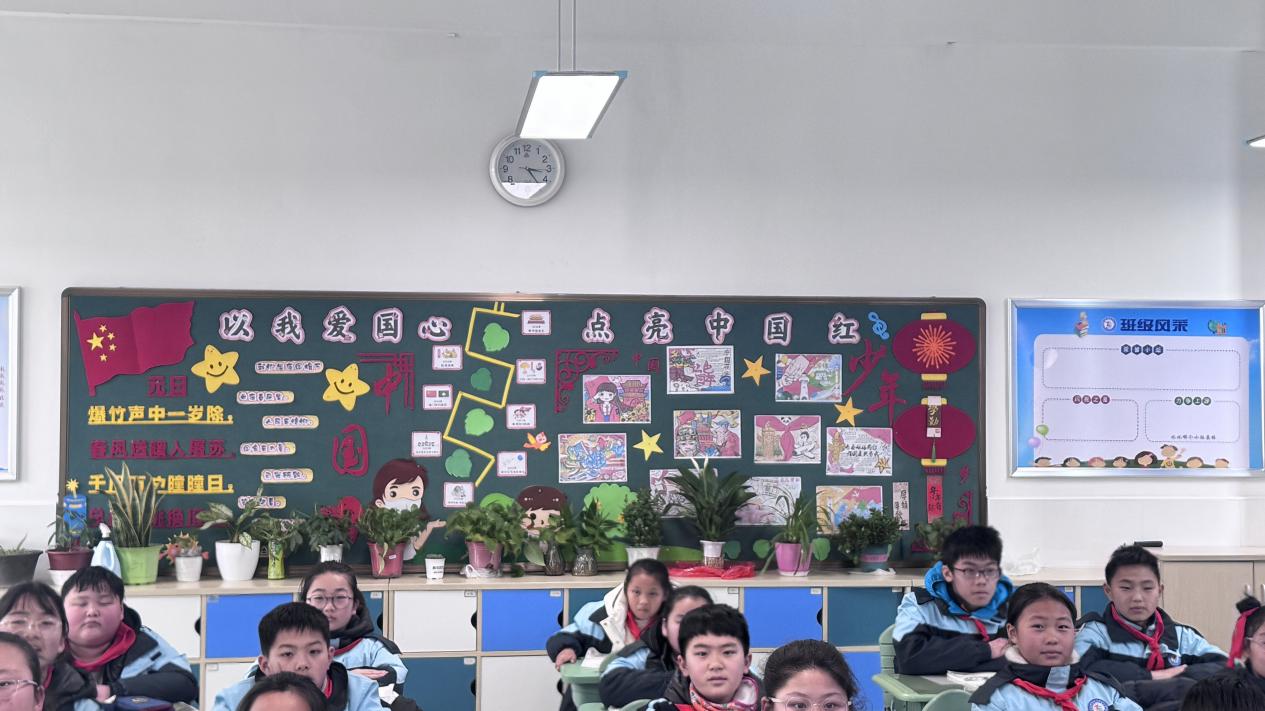 开学典礼新闻稿_html_39f04883.jpg