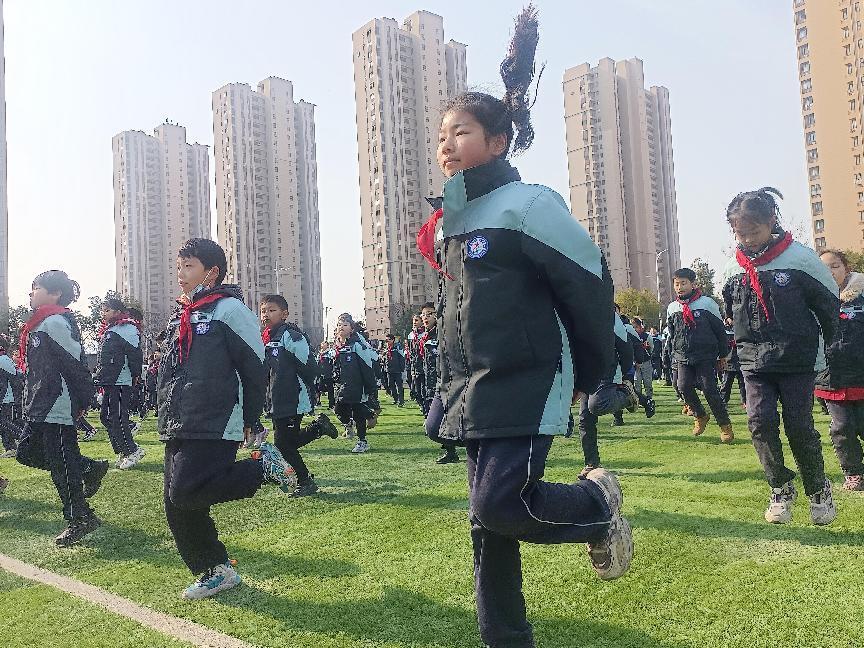 【正学丁三· 教学】阳光大课间，活力满校园(3)_html_f6475d4.jpg