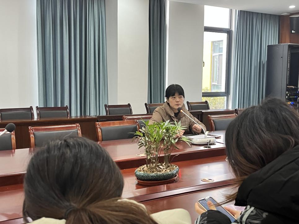 【正学丁三·德育】心理关怀十二事，暖心护航新学期——南京市丁家庄第三小学班主任例会侧记(1)_html_m653660e3.jpg