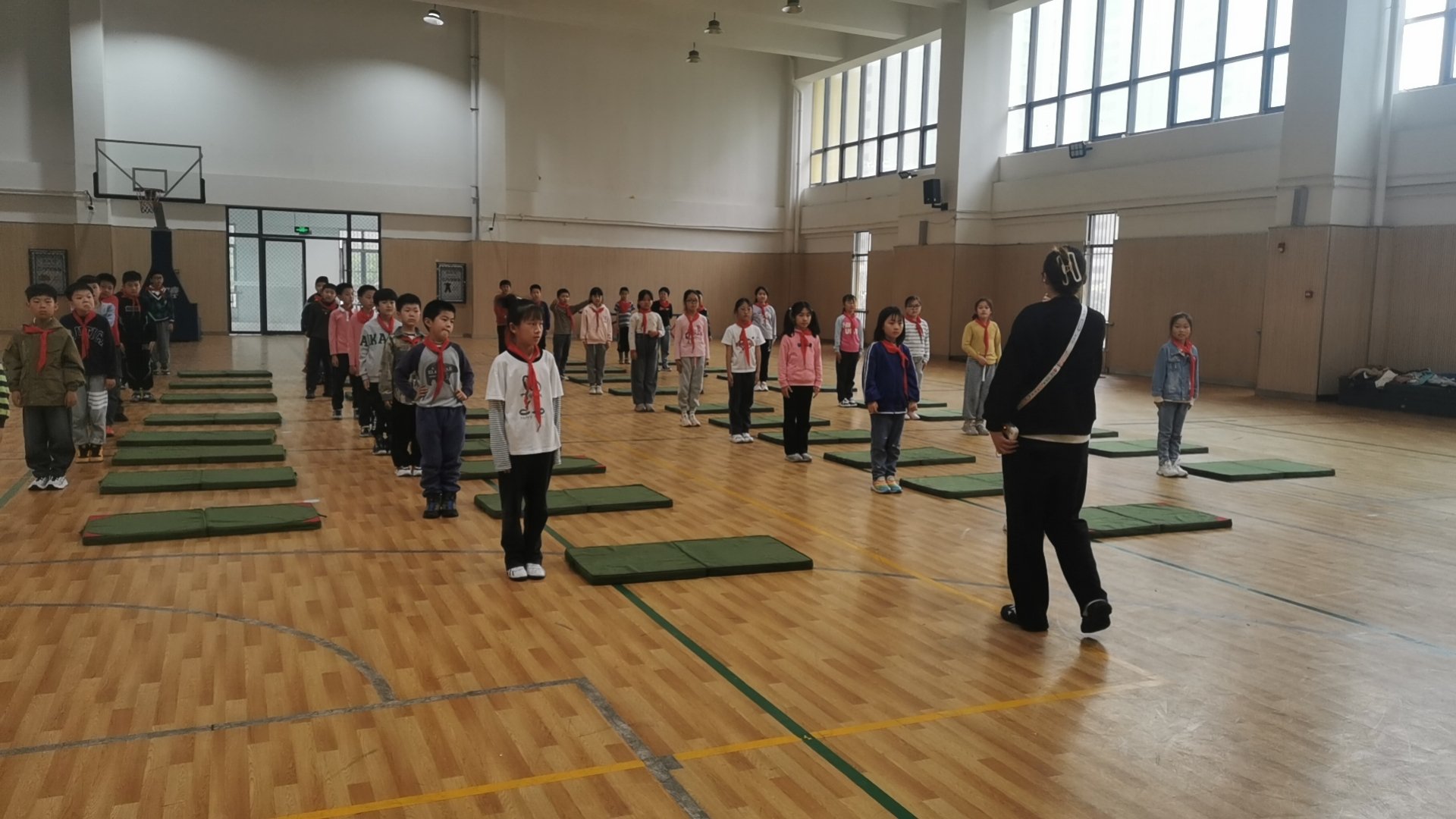【正学丁三·教学】以“视”促教学 以“导”致发展——南京市丁家庄第三小学二年级视导活动侧记_html_eb7001f.jpg