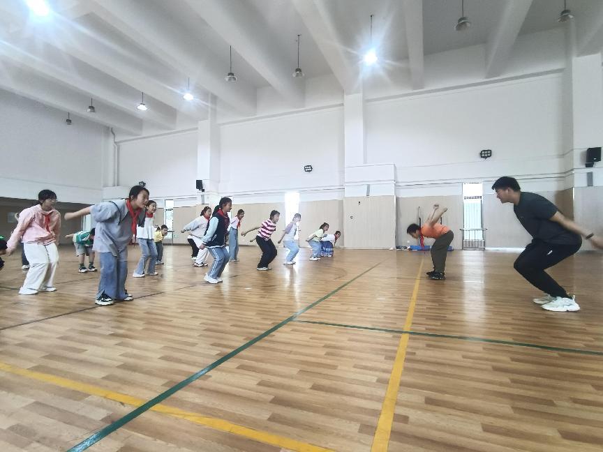 【正学丁三&middot;教学】立足新课标，赋能新课堂——丁家庄第三小学体育组校本主题研修活动_html_m76e7c315.jpg