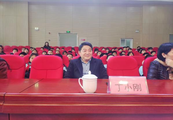 【正学丁三·教学】以赛促学提素养，综合育人显成效—南京市丁家庄第三小学综合素养大赛(1)_html_m15170edc.jpg