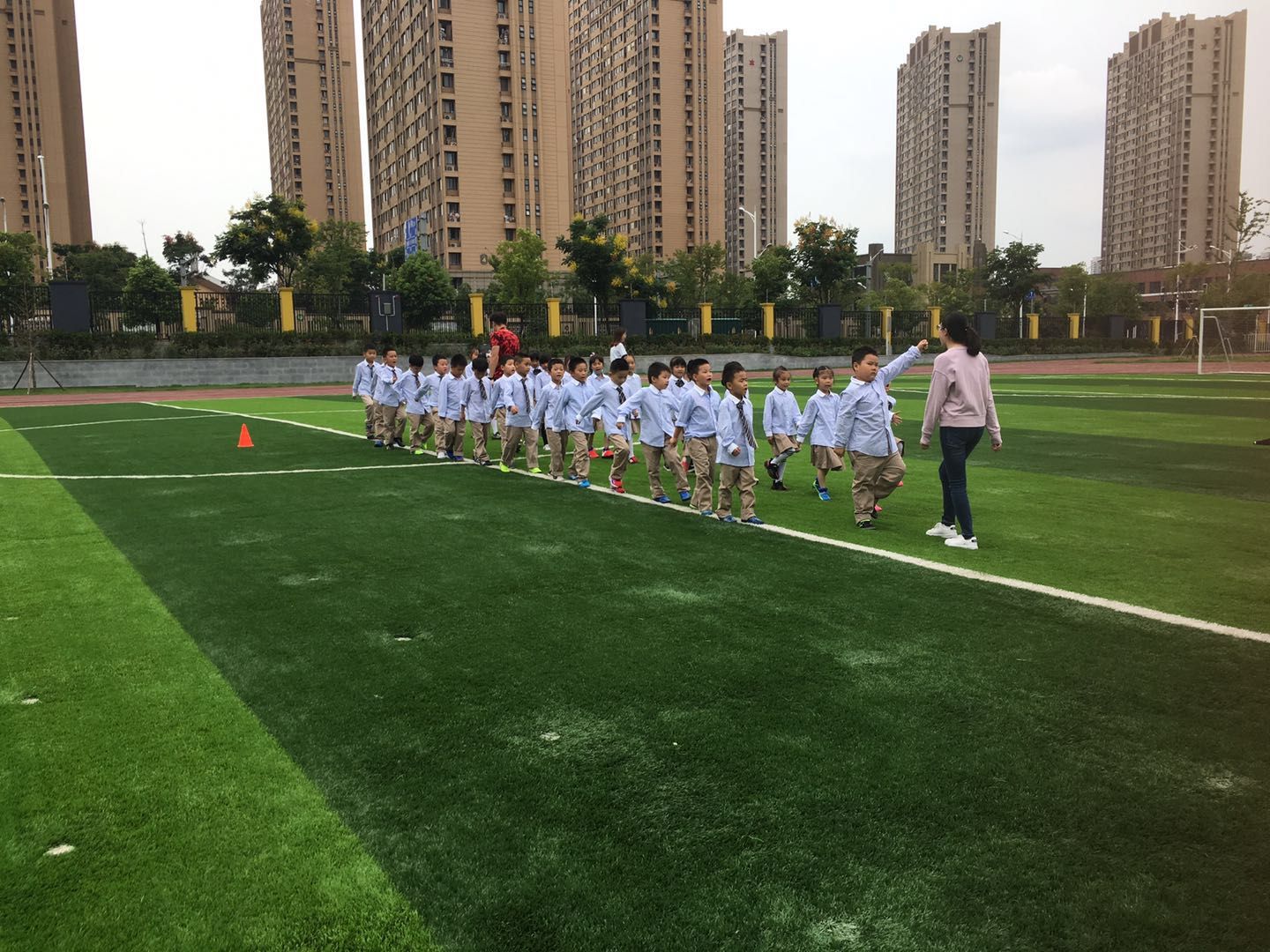 队列队形报道zg_html_54c48ec3.jpg