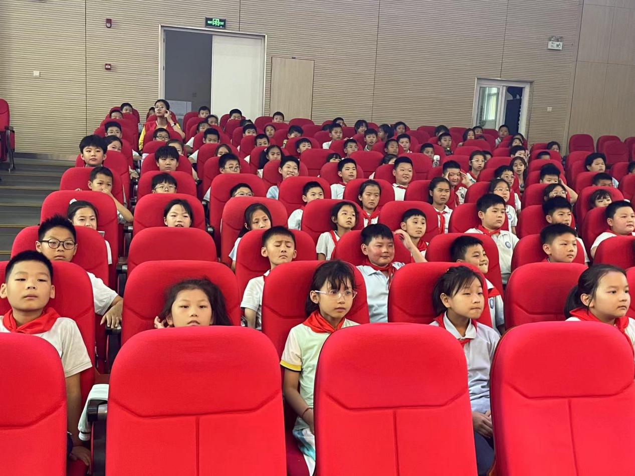 【正学丁三·教学】书香润童心  寓言启智慧南京市丁家庄第三小学三年级读书节活动(2)_html_m50ffa9a.jpg