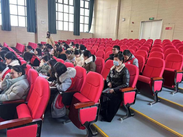 【正学丁三】督学引领促成长 赓续前行谱新篇——丁家庄第三小学春季开学迎督学检查工作侧记_html_m5664e15d.jpg