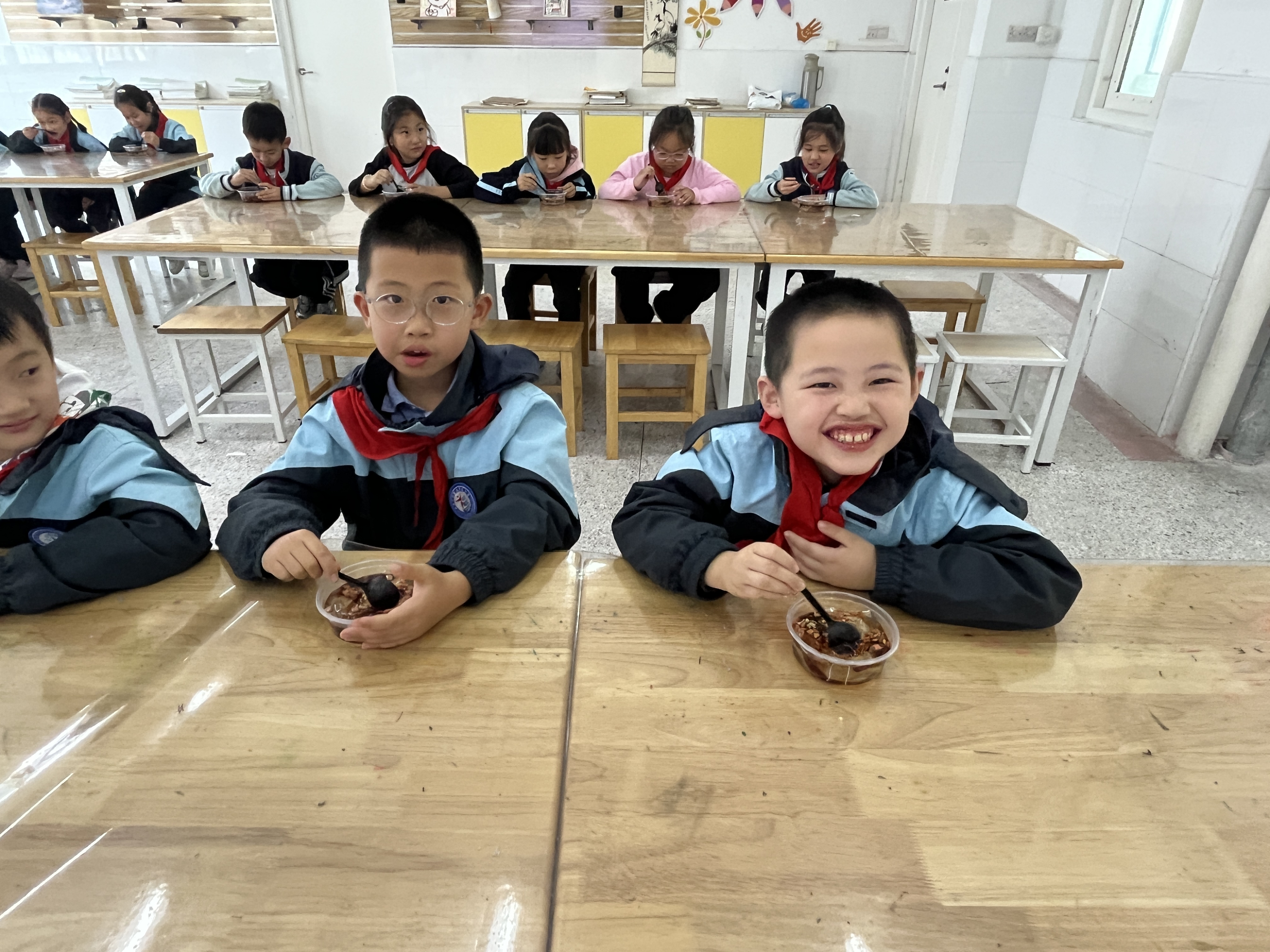 图片12.png 图片12.png