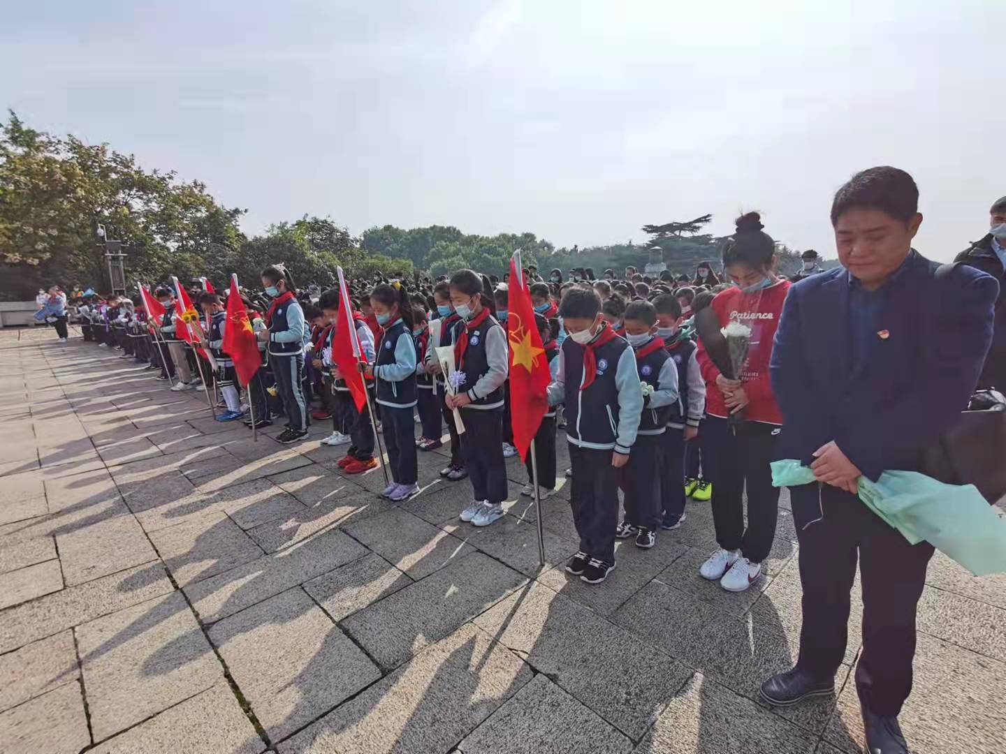 【正学丁三】雨花祭英烈 科技促发展_html_c977d3f.jpg
