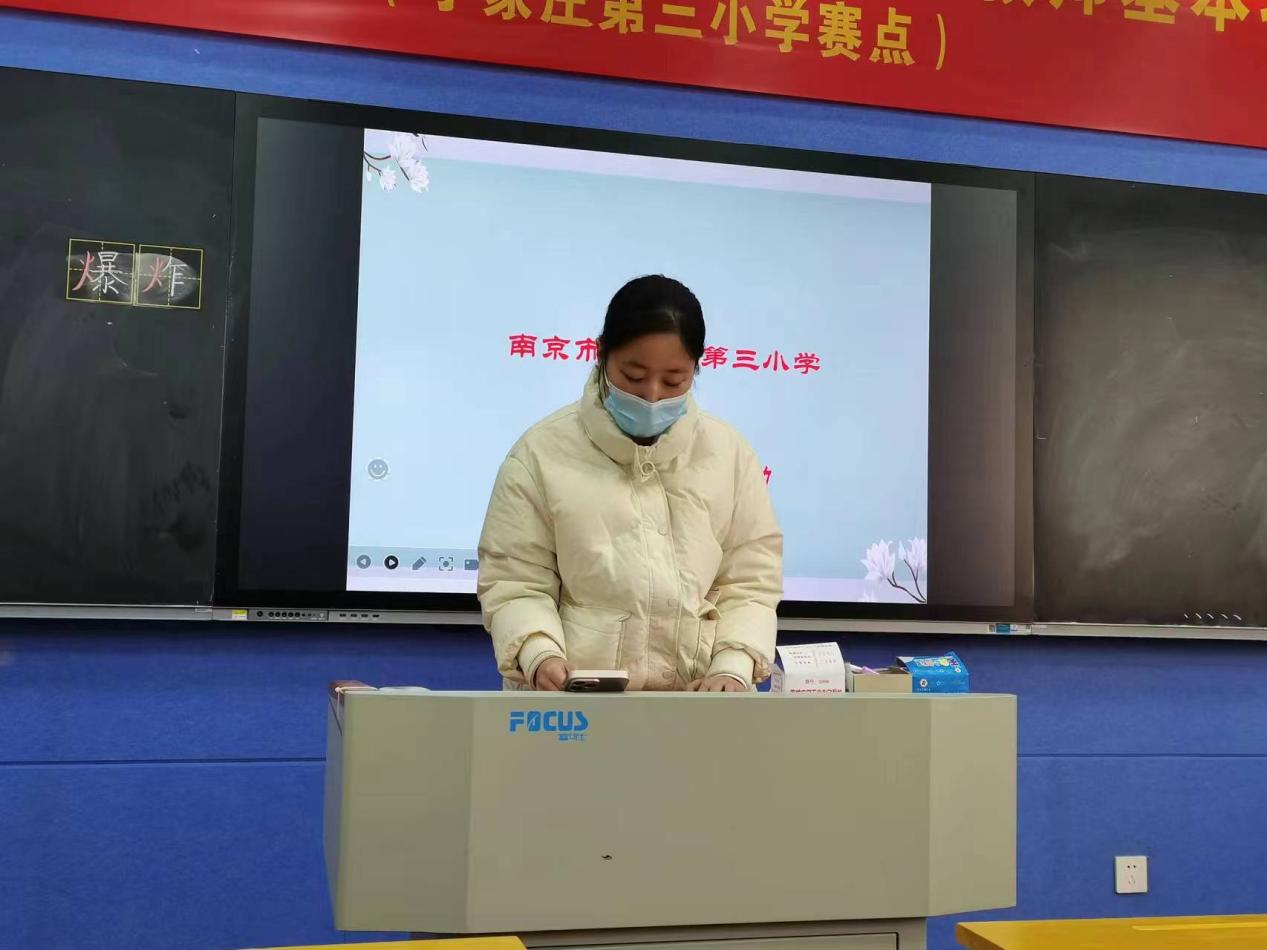 张杨曦《大小多少》报道_html_2b3203b9.jpg