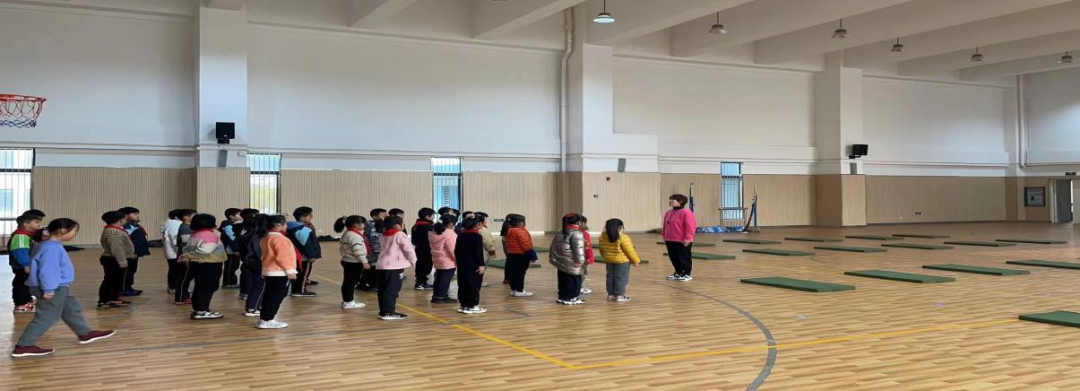 【正学丁三】学习身边榜样 激发奋进力量——南京市丁家庄第三小学榜样教师宣传活动侧记（五）_html_44ea44d9.png