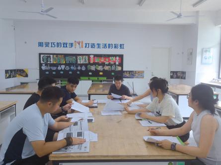 综合组报道(1)_html_m718ea077.jpg