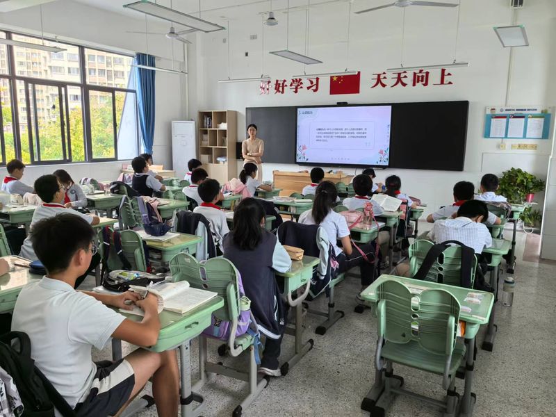 【正学丁三·德育】“正面压力 把握成功”——丁家庄第三小学心理活动课侧记(1)_html_2bd2a91c.jpg