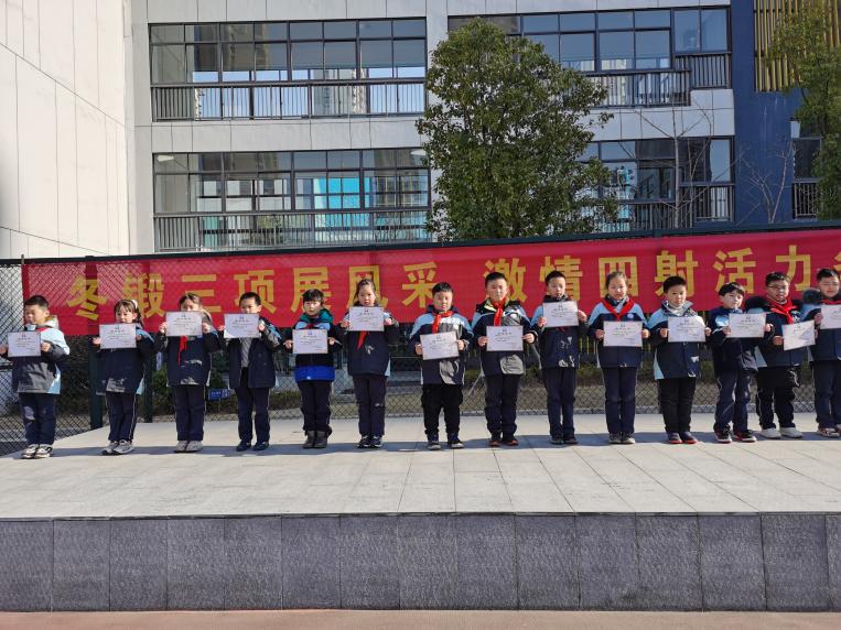 生活与数学活动报道_html_177eb25d.jpg