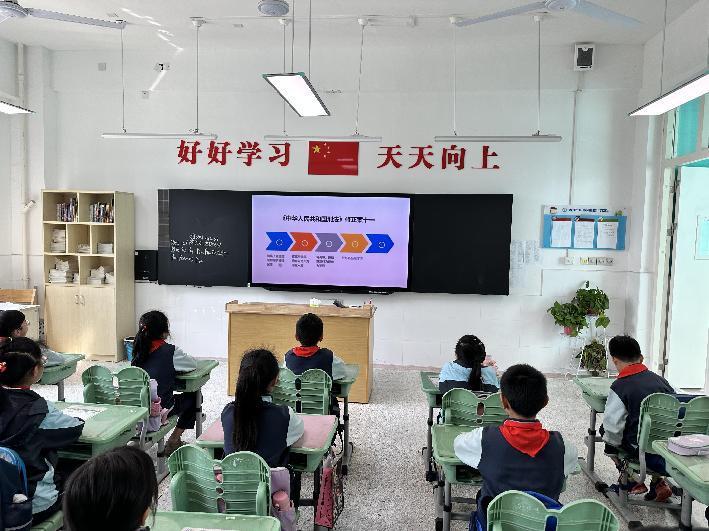 法治周报道_html_17080b38.jpg